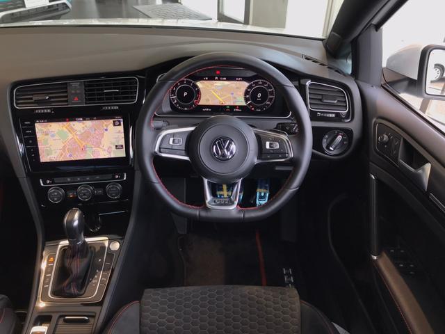パフォーマンス VW純正ナビ ETC バックカメラ 障害物センサー デジタルメーター フロントアシスト レーンアシスト サイドアシスト DCC ACC Bluetooth 音声ナビ 認定中古車保証 ディーラー車(33枚目)
