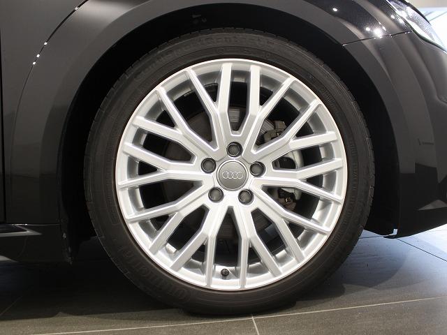 ＴＴクーペ ４０ＴＦＳＩ　Ｓラインパッケージ　認定中古車　コンフォートパッケージ　マトリクスＬＥＤヘッドライト　電動調整シート　シートヒーター　ハーフレザーシート（アルカンターラ／レザーＳロゴ）　バックモニター（6枚目）