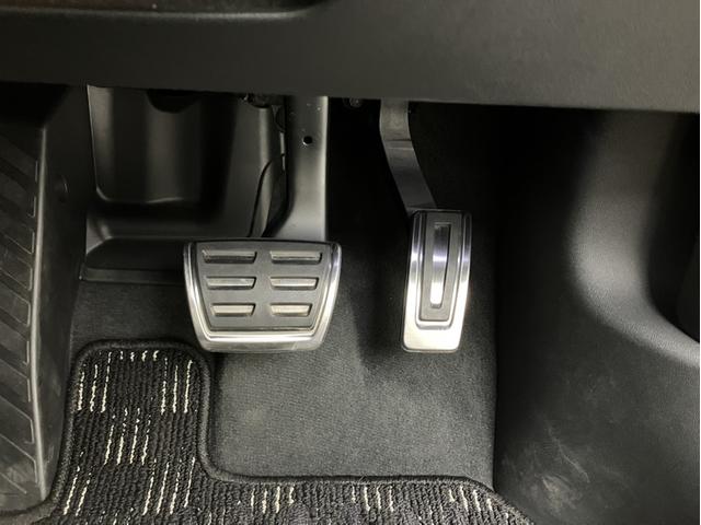 TTクーペ Sラインコンペティション 4WD 認定中古車 マトリクスLEDヘッドライト リヤスポイラー アルカンターラレザーSロゴ 19インチオプションホイール 電動調整シート シートヒーター TVチューナー(17枚目)