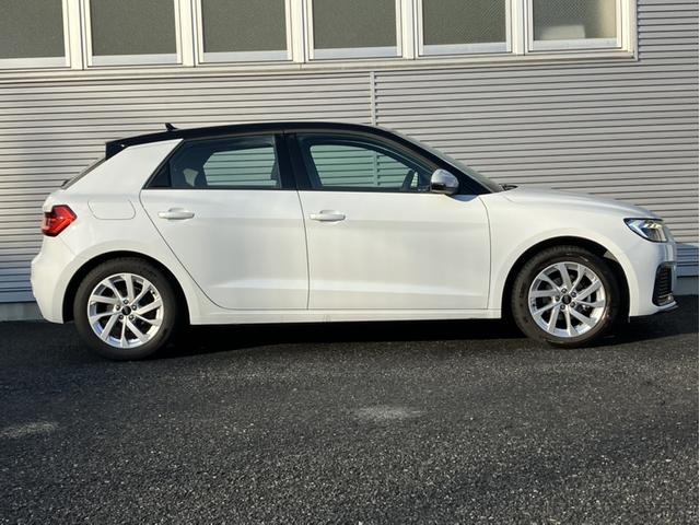 A1スポーツバック 25TFSI アドバンスド 認定中古車 LEDヘッドライト スマートフォンIF コントラストルーフ シートヒーター サイドアシスト リヤビューカメラ ACC(5枚目)