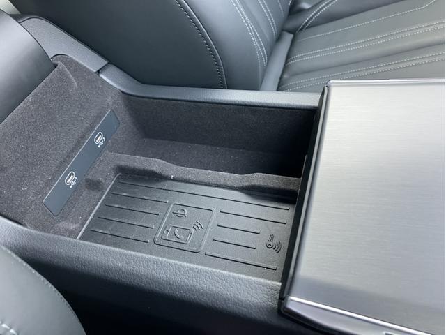 Ａ６アバント ４５ＴＦＳＩクワトロ　Ｓライン　認定中古車　元デモカー　オプション２０インチホイール　ブラックスタイリングパッケージ　Ｂ＆Ｏ　３Ｄサウンドシステム　マトリクスＬＥＤヘッドライト　テクノロジーパッケージ（24枚目）