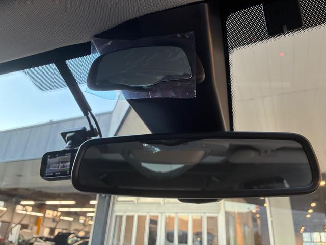 ベルランゴ マックス　ブルーＨＤｉ　純正ＥＴＣ　ドラレコ前後　弊社社用車　パノラミックガラスルーフ　アクティブクルーズコントロール　ブラインドスポットモニター　レーンキープアシスト　クリアランスソナー　衝突被害軽減ブレーキ（12枚目）