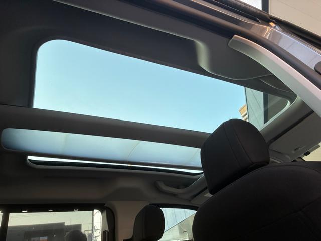 ベルランゴ マックス　ブルーＨＤｉ　純正ＥＴＣ　ドラレコ前後　弊社社用車　パノラミックガラスルーフ　アクティブクルーズコントロール　ブラインドスポットモニター　レーンキープアシスト　クリアランスソナー　衝突被害軽減ブレーキ（15枚目）