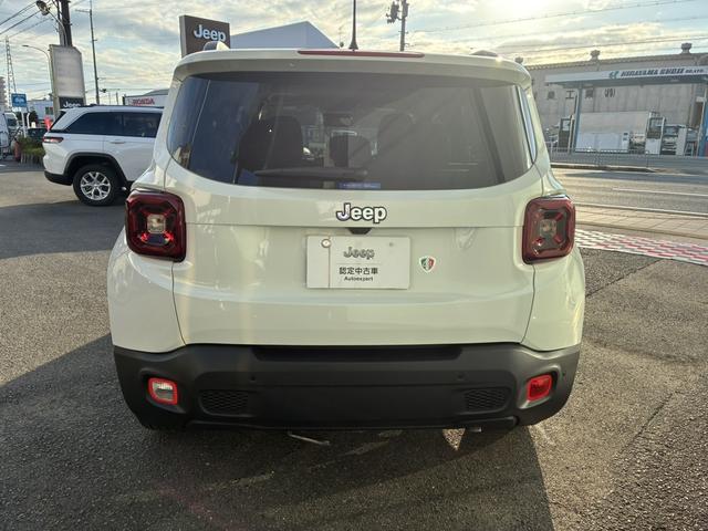 ジープ・レネゲード アルティテュード　ｅ－ハイブリッド（3枚目）