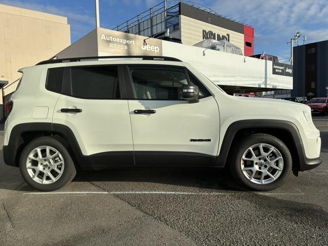 ジープ・レネゲード アルティテュード　ｅ－ハイブリッド（4枚目）