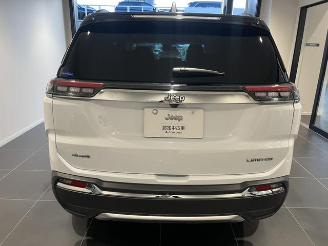 ジープ・コマンダー リミテッド 登録済未使用車(34枚目)