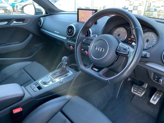 スポーツバック LEDヘッドライト アダプティプクルーズコントロール バックカメラ クリアランスセンサー パワーシート キーレスエントリー スマートキー プッシュスタート 純正18インチアルミホイー 認定中古車(13枚目)