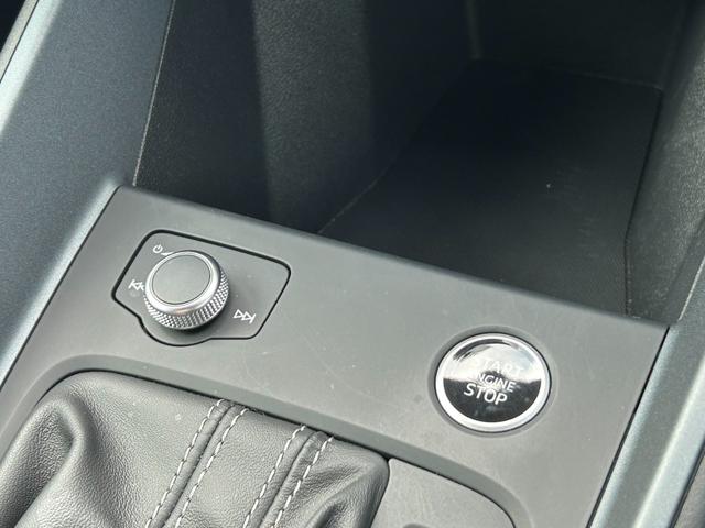 弊社では、３０日間返品期間を設けることで、お客様にも安心安全のお車選びをご提供致します。詳しくはＡＡＡ東大阪スタッフまで、お気軽にご連絡下さいませ。