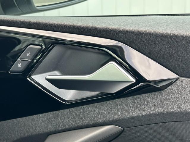 Ｆｏｒ　Ｎｅｘｔグループは年間販売台数２０００台突破！全国どちらでもご納車致します。総販売数の３割はご遠方のお客様です。ご遠方のお客様も安心してご決断頂ける実績がここに！