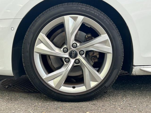 Ａ４アバント ３５ＴＤＩ　Ｓライン　ワンオーナー／ＴＶ／コンフォートパッケージ／３６０度カメラ／マトリクスＬＥＤライト／シートヒーター／電動シート／アダプティブクルーズコントロール／ＡＴテールゲート／サイドアシスト／認定中古車（13枚目）