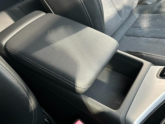 Ａ４アバント ３５ＴＤＩ　Ｓライン　ワンオーナー／ＴＶ／コンフォートパッケージ／３６０度カメラ／マトリクスＬＥＤライト／シートヒーター／電動シート／アダプティブクルーズコントロール／ＡＴテールゲート／サイドアシスト／認定中古車（31枚目）