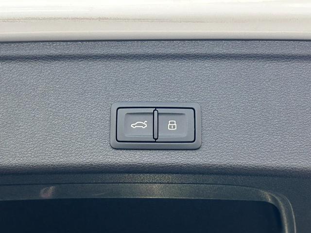 Ａ４アバント ３５ＴＤＩ　Ｓライン　ワンオーナー／ＴＶ／コンフォートパッケージ／３６０度カメラ／マトリクスＬＥＤライト／シートヒーター／電動シート／アダプティブクルーズコントロール／ＡＴテールゲート／サイドアシスト／認定中古車（45枚目）