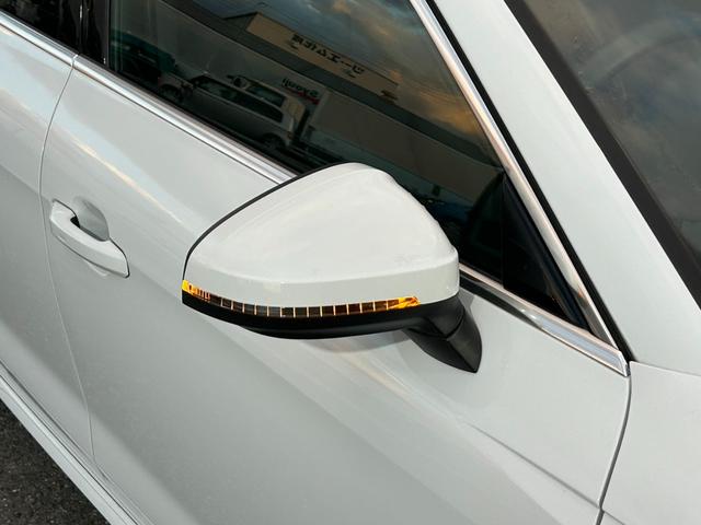 Ａ４アバント ３５ＴＤＩ　Ｓライン　ワンオーナー／ＴＶ／コンフォートパッケージ／３６０度カメラ／マトリクスＬＥＤライト／シートヒーター／電動シート／アダプティブクルーズコントロール／ＡＴテールゲート／サイドアシスト／認定中古車（54枚目）