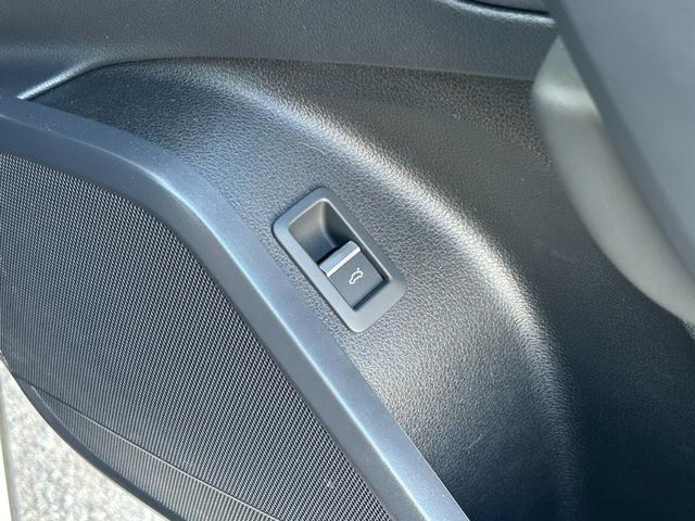 Ｑ５スポーツバック ４０ＴＤＩクワトロ　Ｓライン　プラスパッケージ／ＴＶ／プライバシーガラス／３６０度カメラ／Ｆ・Ｒシートヒーター／電動シート／アダプティブクルーズコントロール／シートメモリ／オートマッチテールゲート／サイドアシスト／認定中古車（40枚目）