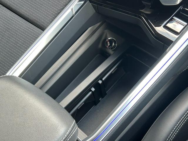 Ｑ８スポーツバック ｅ－トロン ５５ｅ－トロンクワトロ　Ｓライン　ブラックｓｔｙｌｅ／サイレンスパッケージ／インテイリアプラスパッケージ／ＯＰ２１ＡＷ／エアサス／ステアリングヒーター／イージークローザー／バング＆オルフセン／Ｆ・Ｒシートヒーター／認定中古車（30枚目）