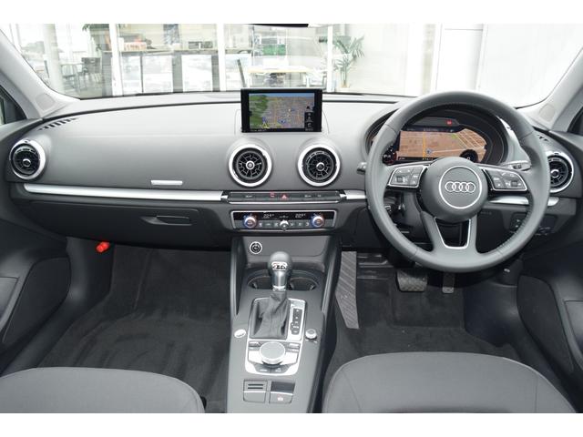 スポーツバック30TFSI LEDパッケージ アシスタンスパッケージ バーチャルコックピット MMIナビゲーションシステム アドバンストキーシステム(3枚目)
