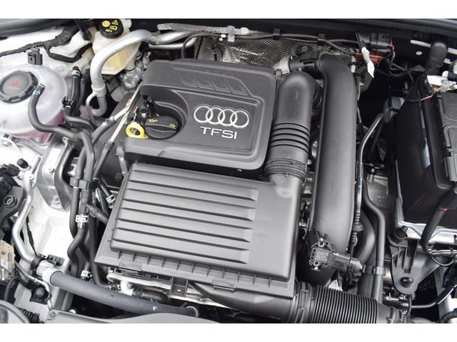 スポーツバック30TFSI シグネチャーエディション シグネーチャーエディション アシスタンスパッケージ ナビゲーションPLUSパッケージ(18枚目)