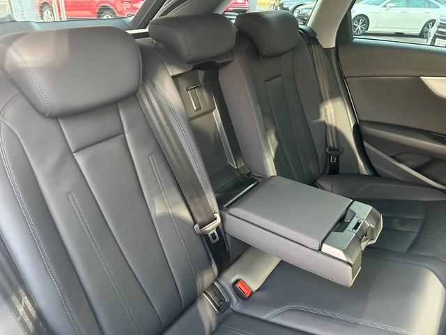 写真だけでは伝わらない魅力を、ぜひ店頭でご確認ください。あなたのご来店をお待ちしております。上質な空間と走りを直接感じていただけるよう、ご来店お待ちしております。お気軽にお越しください！