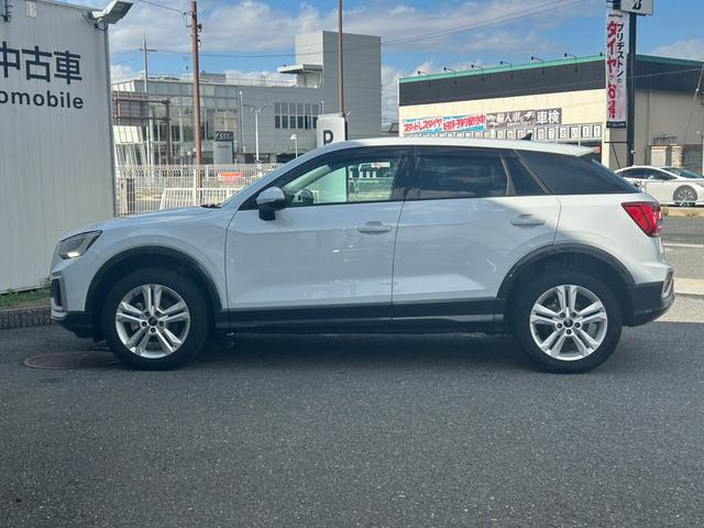 Q2 35TFSIアドバンスド コンビニエンス&アシスタンスP/テクノロジーP/ナビゲーションパッケージ/シートヒーター/バックカメラ/アダプティブクルーズコントロール/サイドアシスト/レーンアシスト/認定中古車(12枚目)