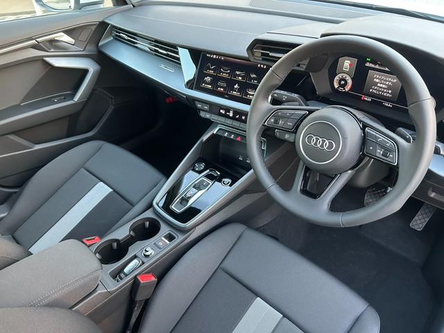 Ａ３セダン ３０ＴＦＳＩアドバンスド　現行モデル／ＭＭＩナビゲーション／ＴＶ／スマートフォンインターフェイス／ワイヤレスチャージ／サイドアシスト／バーチャルコックピット／純正アルミホイール／コーナーセンサー／認定中古車（14枚目）