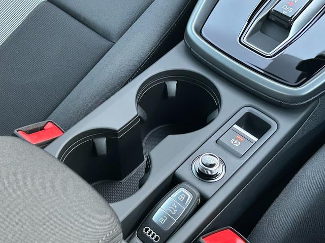 Ａ３セダン ３０ＴＦＳＩアドバンスド　現行モデル／ＭＭＩナビゲーション／ＴＶ／スマートフォンインターフェイス／ワイヤレスチャージ／サイドアシスト／バーチャルコックピット／純正アルミホイール／コーナーセンサー／認定中古車（27枚目）