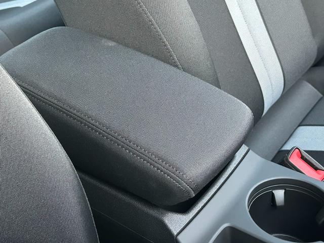 Ａ３セダン ３０ＴＦＳＩアドバンスド　現行モデル／ＭＭＩナビゲーション／ＴＶ／スマートフォンインターフェイス／ワイヤレスチャージ／サイドアシスト／バーチャルコックピット／純正アルミホイール／コーナーセンサー／認定中古車（28枚目）