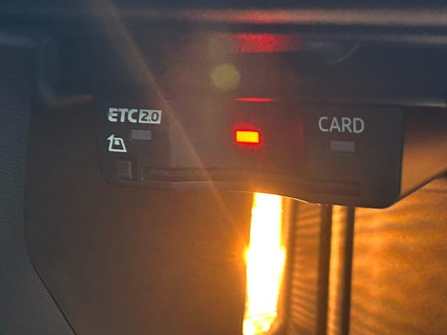 Ａ３セダン ３０ＴＦＳＩアドバンスド　現行モデル／ＭＭＩナビゲーション／ＴＶ／スマートフォンインターフェイス／ワイヤレスチャージ／サイドアシスト／バーチャルコックピット／純正アルミホイール／コーナーセンサー／認定中古車（52枚目）