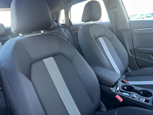 Ａ３ スポーツバック３０ＴＦＳＩアドバンスド　デモカーアップ／現行モデル／ナビパッケージ／コンビニエンス＆アシスタンスパッケージライト／バックカメラ／電動シート／ＬＥＤヘッドライト／シートヒーター／ＡＣＣ／サイドアシスト／認定中古車（15枚目）