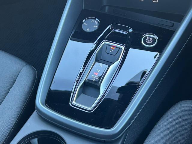 Ａ３ スポーツバック３０ＴＦＳＩアドバンスド　デモカーアップ／現行モデル／ナビパッケージ／コンビニエンス＆アシスタンスパッケージライト／バックカメラ／電動シート／ＬＥＤヘッドライト／シートヒーター／ＡＣＣ／サイドアシスト／認定中古車（27枚目）