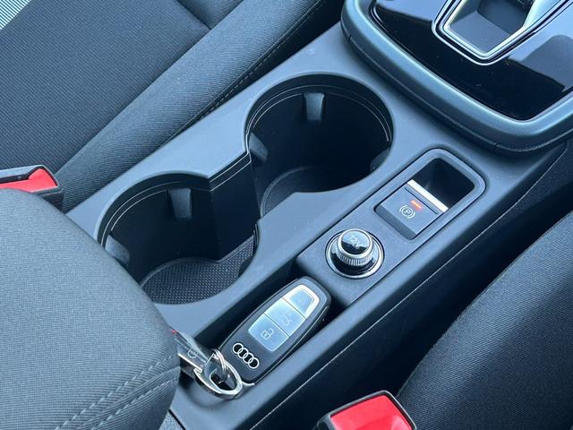 Ａ３ スポーツバック３０ＴＦＳＩアドバンスド　デモカーアップ／現行モデル／ナビパッケージ／コンビニエンス＆アシスタンスパッケージライト／バックカメラ／電動シート／ＬＥＤヘッドライト／シートヒーター／ＡＣＣ／サイドアシスト／認定中古車（28枚目）