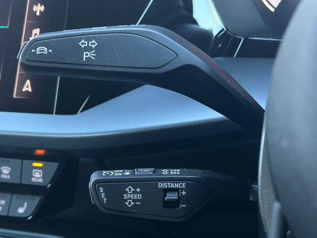 Ａ３ スポーツバック３０ＴＦＳＩアドバンスド　デモカーアップ／現行モデル／ナビパッケージ／コンビニエンス＆アシスタンスパッケージライト／バックカメラ／電動シート／ＬＥＤヘッドライト／シートヒーター／ＡＣＣ／サイドアシスト／認定中古車（31枚目）