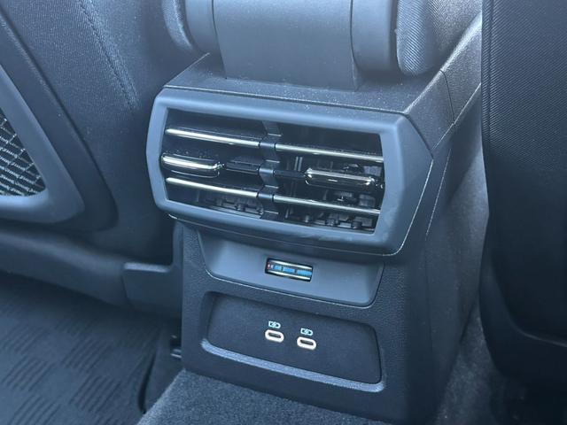 Ａ３ スポーツバック３０ＴＦＳＩアドバンスド　デモカーアップ／現行モデル／ナビパッケージ／コンビニエンス＆アシスタンスパッケージライト／バックカメラ／電動シート／ＬＥＤヘッドライト／シートヒーター／ＡＣＣ／サイドアシスト／認定中古車（40枚目）