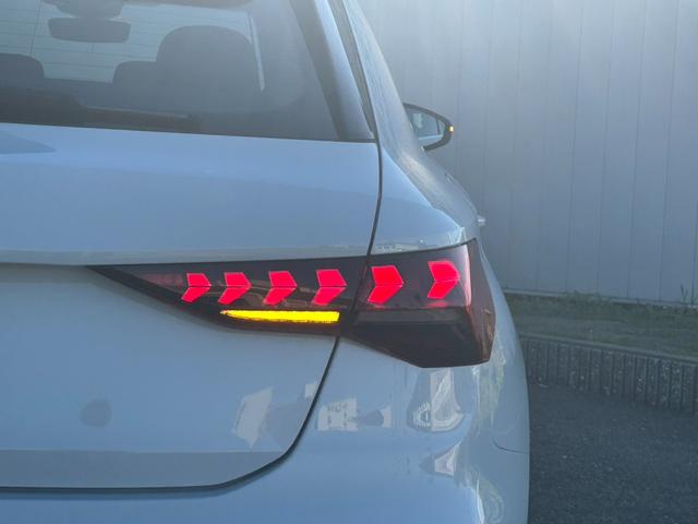 Ａ３ スポーツバック３０ＴＦＳＩアドバンスド　デモカーアップ／現行モデル／ナビパッケージ／コンビニエンス＆アシスタンスパッケージライト／バックカメラ／電動シート／ＬＥＤヘッドライト／シートヒーター／ＡＣＣ／サイドアシスト／認定中古車（52枚目）