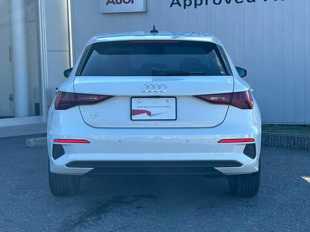 Ａｕｄｉの洗練されたデザインは、シンプルでありながらエレガントで時代をこえた美しさがあります。また、高性能なエンジンと優れたハンドリングにより、走行性能が非常に高いブランドとなっております。