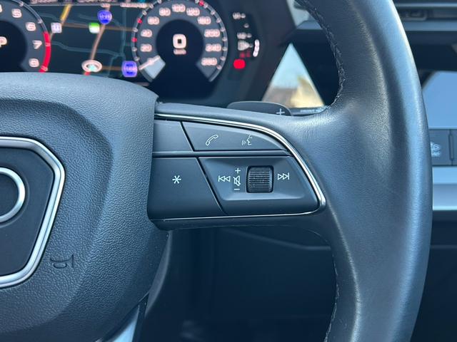 東大阪店ではオンラインでのＬｉｖｅ商談も承っております。お手持ちのスマートフォンよりご利用頂け、車両状態をライブ映像でご確認頂けます！◆無料電話：０８００−８０９−７１５１◆