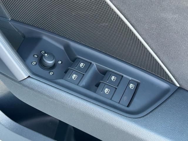 アウディ東大阪では最寄りの駅の送迎も行っております。ＪＲ住道駅　ｏｒ　近鉄新石切駅