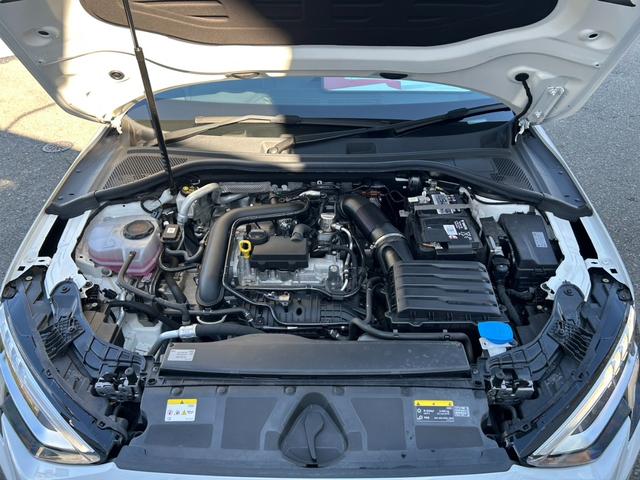 非対面によるスマホ・Ｌｉｖｅ商談と３０日間無料返品期間を設ける事で、ご来店を避けたいお客様にも安心・安全のお車選びをご提供致します。