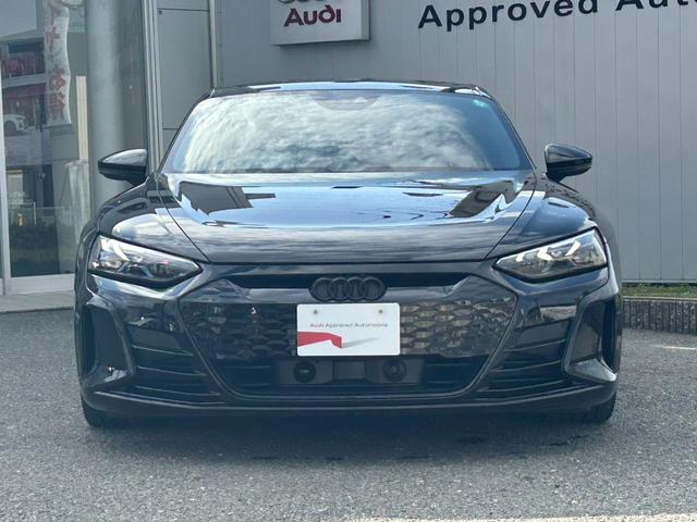 RS e-トロンGT ベースグレード デモカーUP/ブラックstyle/RSデザインPKGレッド/テクノロジーPKG/ファインナッパレザー/OP21AW/ダイナミックパッケージプラス/シートベンチレーション/バング&オルフセン/認定中古車(6枚目)