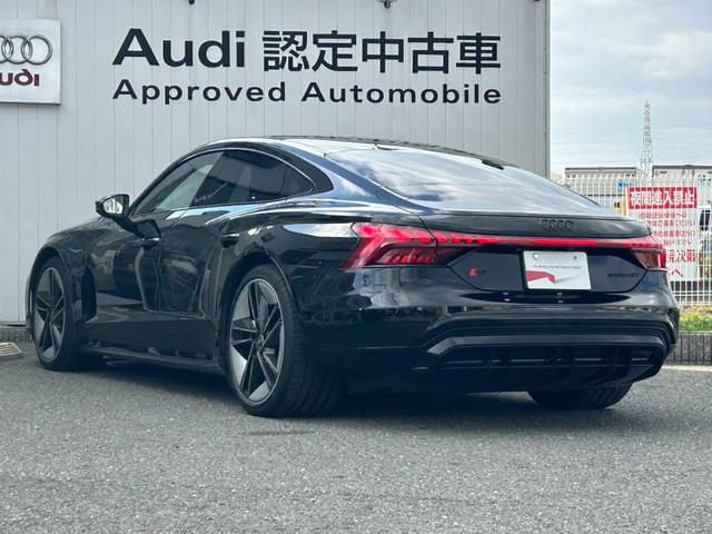 RS e-トロンGT ベースグレード デモカーUP/ブラックstyle/RSデザインPKGレッド/テクノロジーPKG/ファインナッパレザー/OP21AW/ダイナミックパッケージプラス/シートベンチレーション/バング&オルフセン/認定中古車(11枚目)