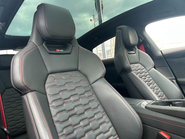 RS e-トロンGT ベースグレード デモカーUP/ブラックstyle/RSデザインPKGレッド/テクノロジーPKG/ファインナッパレザー/OP21AW/ダイナミックパッケージプラス/シートベンチレーション/バング&オルフセン/認定中古車(15枚目)