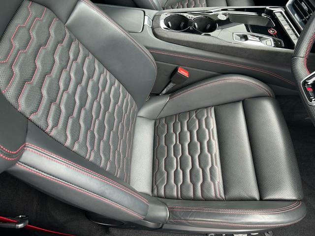 RS e-トロンGT ベースグレード デモカーUP/ブラックstyle/RSデザインPKGレッド/テクノロジーPKG/ファインナッパレザー/OP21AW/ダイナミックパッケージプラス/シートベンチレーション/バング&オルフセン/認定中古車(16枚目)