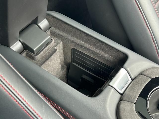 RS e-トロンGT ベースグレード デモカーUP/ブラックstyle/RSデザインPKGレッド/テクノロジーPKG/ファインナッパレザー/OP21AW/ダイナミックパッケージプラス/シートベンチレーション/バング&オルフセン/認定中古車(32枚目)