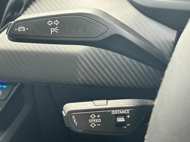 RS e-トロンGT ベースグレード デモカーUP/ブラックstyle/RSデザインPKGレッド/テクノロジーPKG/ファインナッパレザー/OP21AW/ダイナミックパッケージプラス/シートベンチレーション/バング&オルフセン/認定中古車(33枚目)