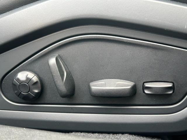 RS e-トロンGT ベースグレード デモカーUP/ブラックstyle/RSデザインPKGレッド/テクノロジーPKG/ファインナッパレザー/OP21AW/ダイナミックパッケージプラス/シートベンチレーション/バング&オルフセン/認定中古車(42枚目)