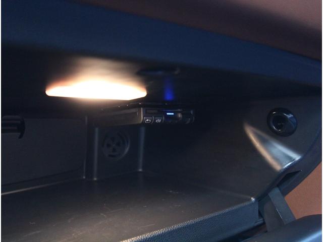 クーパー セブン ワンオーナー 特別仕様車 ハーフレザーシート LEDライト レインセンサー 純正HDDナビ ブルートゥース AUX&USB バックカメラ バックセンサー スマートキー 専用17インチアルミ ETC(17枚目)