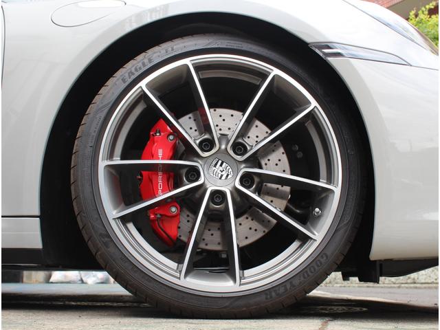 ９１１ 　９１１カレラ４Ｓカブリオレ　スポーツクロノＰＫＧ　ＬＥＤマトリクスライト　ボルドースポーツシート　スポーツエグゾースト　スポーツサスペンション　純正ナビ　ＢＯＳＥサラウンド　２１インチホイール　ＥＴＣ（20枚目）