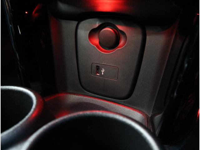 ＭＩＮＩ クーパーＳＤ　ＬＥＤオートライト　ハーフレザーシート　シートヒーター　アクティブクルコン　純正ＨＤＤナビ　ブルートゥース　バックカメラ　前後センサー　ハーマンカードンスピーカー　純正１７アルミ　前後ドラレコ　ＥＴＣ（42枚目）