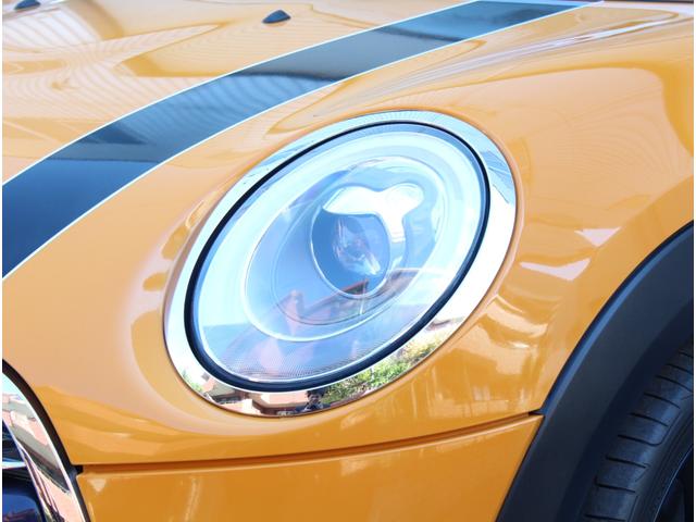 ＭＩＮＩ クーパーＳ　６速マニュアル　ＬＥＤオートライト　レインセンサー　純正ＨＤＤナビ　ブルートゥース　ＡＵＸ　ＵＳＢ　前後ドライブレコーダー　アイドリングストップ　１７インチアルミホイール　ＥＴＣ（22枚目）