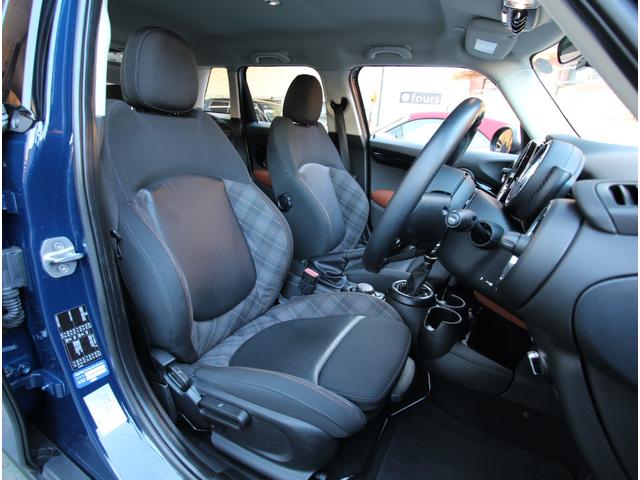 MINI クーパー セブン LEDオートライト レインセンサー 専用ハーフレザーシート クルーズコントロール 純正HDDナビ ブルートゥース AUX&USB入力 バックカメラ ドライブレコーダー 専用17インチアルミ ETC(12枚目)