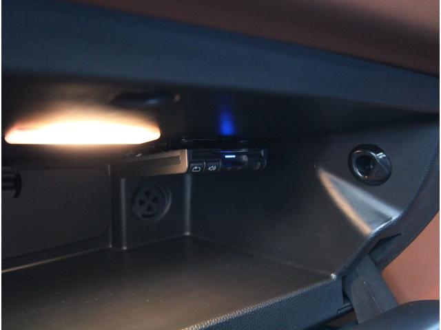 MINI クーパー セブン LEDオートライト レインセンサー 専用ハーフレザーシート クルーズコントロール 純正HDDナビ ブルートゥース AUX&USB入力 バックカメラ ドライブレコーダー 専用17インチアルミ ETC(17枚目)